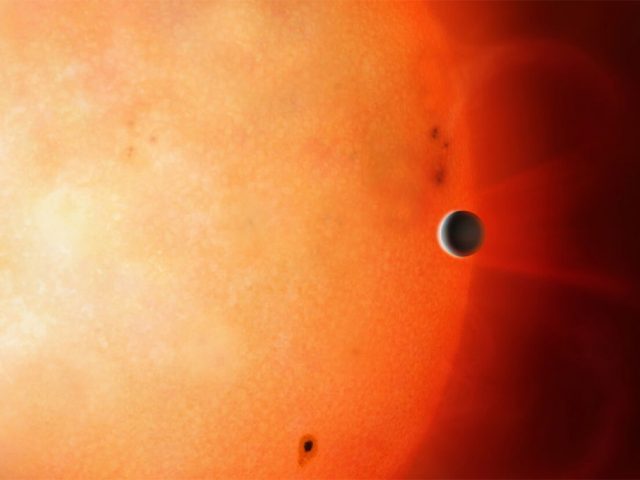 Descoberto núcleo planetário exposto a orbitar estrela distante Descoberto núcleo planetário exposto a orbitar estrela distante