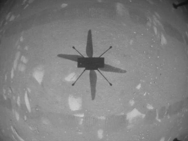 Helicóptero Ingenuity da NASA realiza com sucesso o seu primeiro voo Helicóptero Ingenuity da NASA realiza com sucesso o seu primeiro voo