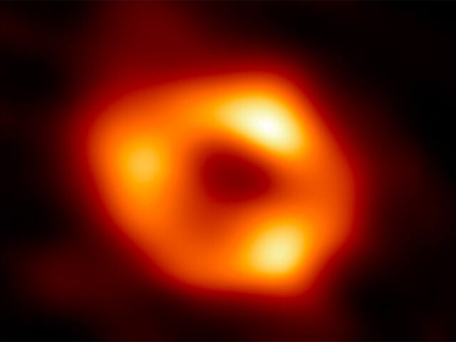 O astrofísico Ue-Li Pen fala sobre a primeira imagem do buraco negro supermassivo da Via Láctea