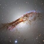 Centaurus A em pose para a foto! Destaques