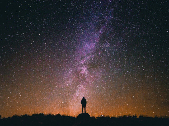 O Universo está a ficar cada vez mais quente O Universo está a ficar cada vez mais quente