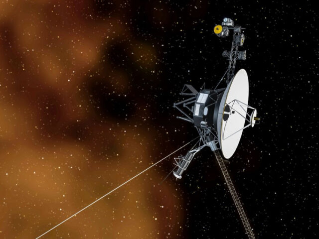 Voyager 1 deteta murmúrio de plasma para lá do Sistema Solar Voyager 1 deteta murmúrio de plasma para lá do Sistema Solar